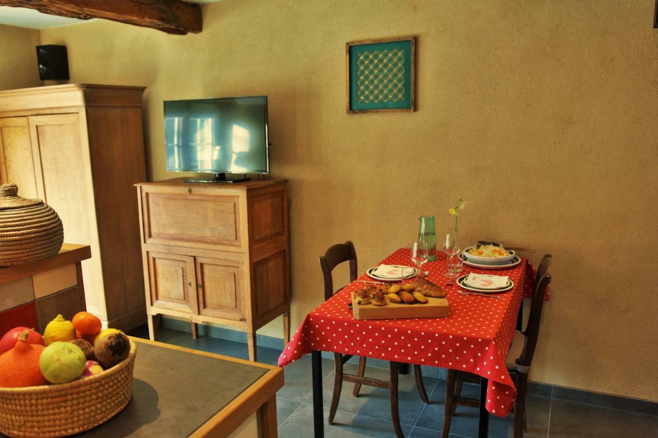 Les Houx De Mathieu Villa Engis Kültér fotó